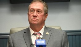 阿拉巴马州警长试图修改该州的无证持枪法，要求21岁以下的人持有持枪许可证