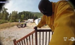 据称，丹佛警方官员开玩笑说要去避难所进行“打靶练习”