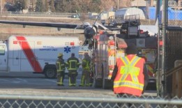 西捷航空飞往卡尔加里的飞机在基洛纳安全紧急降落