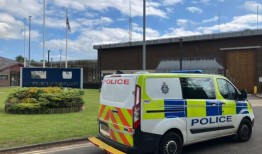 大多数父母后悔给孩子智能手机——是时候禁止16岁以下的孩子使用智能手机了吗？