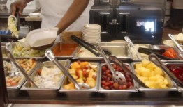 阿奇博尔德：阿拉巴马，你会给你的客人看什么？