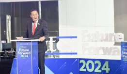 总理讨论了经济再造和挑战