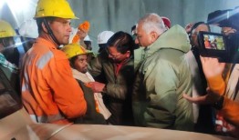 被困隧道17天的41名印度工人全部获救