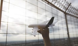 航空公司向乘错飞机的6岁孩子的家人道歉