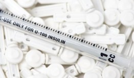 APMA鼓励糖尿病患者开展“脱掉袜子”足部护理活动