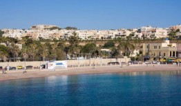 一名爱尔兰女子在马耳他被刺死，一名爱尔兰男子被警方开枪打死