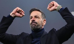 范尼斯特鲁伊可能会在曼联被砍几天后做出重大的180度大转弯