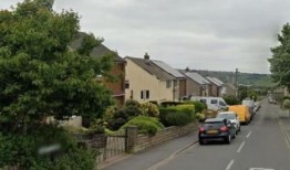 拆弹小组因发现“可疑物体”而降落在街道上，并封锁了整条道路