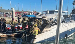 加州一艘游船起火爆炸，2人死亡，3人受伤