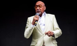 “四大贵族”的最后一位成员阿卜杜勒·“公爵”·法基尔去世，享年88岁