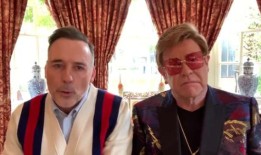 埃尔顿·约翰透露，由于严重的眼部感染，他的“一只眼睛视力有限”