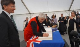 Māori领导人呼吁联合起来反对新政府的条约计划