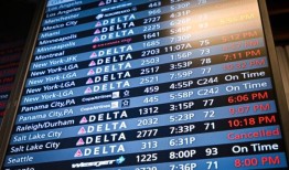 阴谋论在全球IT崩溃后兴起