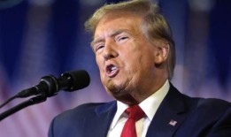 唐纳德·特朗普因民事诈骗案被罚款3.64亿美元