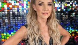 海伦·斯凯尔顿在分手16个月后正式与前夫里奇·迈勒离婚