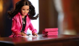 阿曼达·沃克：我们需要真正的领导者，而不是只是寻求关注的玩具