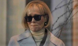 特朗普在证人席上为自己辩护，抨击吉恩·卡罗尔的审判：“这不是美国”