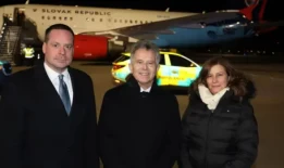 来自加沙的儿童抵达爱尔兰接受医疗护理