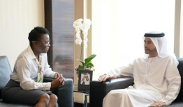 穆罕默德·本·哈迪·侯赛尼与安哥拉财政部长讨论了共同关心的部门的合作