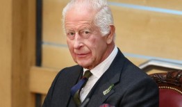 查尔斯国王在访问澳大利亚和萨摩亚期间“暂停”癌症治疗