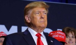 一份严厉的报告指责特朗普政府在白宫滥用管制药物