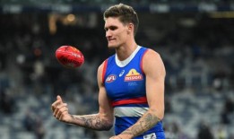 “尴尬的”洛布仍在牛头犬队的计划中：贝弗里奇