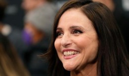 茱莉亚·路易斯-德雷福斯对《宋飞正传》重聚的传闻做出了直言不讳的回应