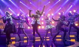 第六：音乐剧举办特别合唱表演