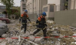 俄罗斯声称在两条战线上取得进展，布林肯在基辅释放援助