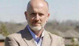 阿拉巴马州前市长被控11项儿童色情相关罪名