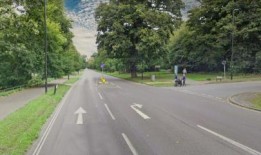 被告席上：南安普顿一名男子在法庭上因携带BB枪被捕