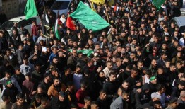 谁应该为PA的软弱负责？