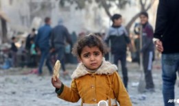 停火谈判正在进行，以色列袭击了加沙地带的拉法