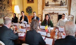 Lana Nusseibah在布鲁塞尔举行会议，促进了阿联酋与比利时的双边关系