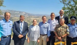 首先，以色列极右翼MK会见欧盟官员