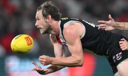 年轻的威尔逊在圣基尔达的明星中获胜