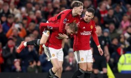 在震撼性的阿斯顿维拉胜利后，曼联球迷认为他们迎来了一个新的c罗