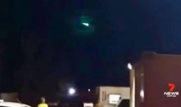 天体物理学家说，东海岸上下看到的“火球”很可能是一颗流星