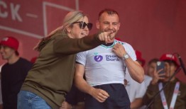 林赛·罗韩分享了她在迪斯尼乐园一日游的心得