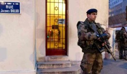 法国警方击毙试图在犹太教堂纵火的男子