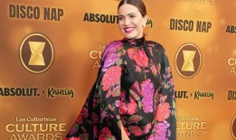 曼迪·摩尔在怀孕的最后几天“到处都有人跟着”